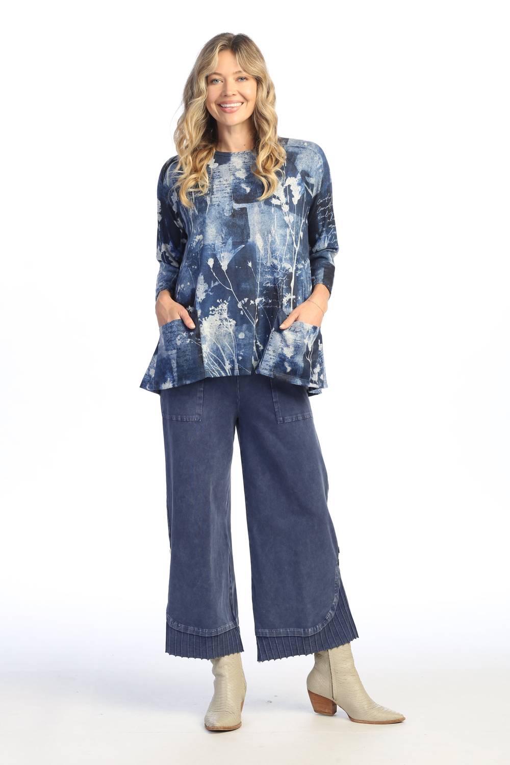 Jess & Jane - Mariposa French Brush Patch Pocket Top