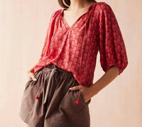 Omika - Isla Elastic Sleeve Blouse