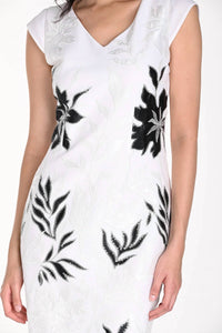 Frank Lyman - Floral Embroidered Dress
