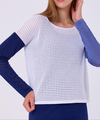 French Kyss - Crew Neck Flower Crochet Top