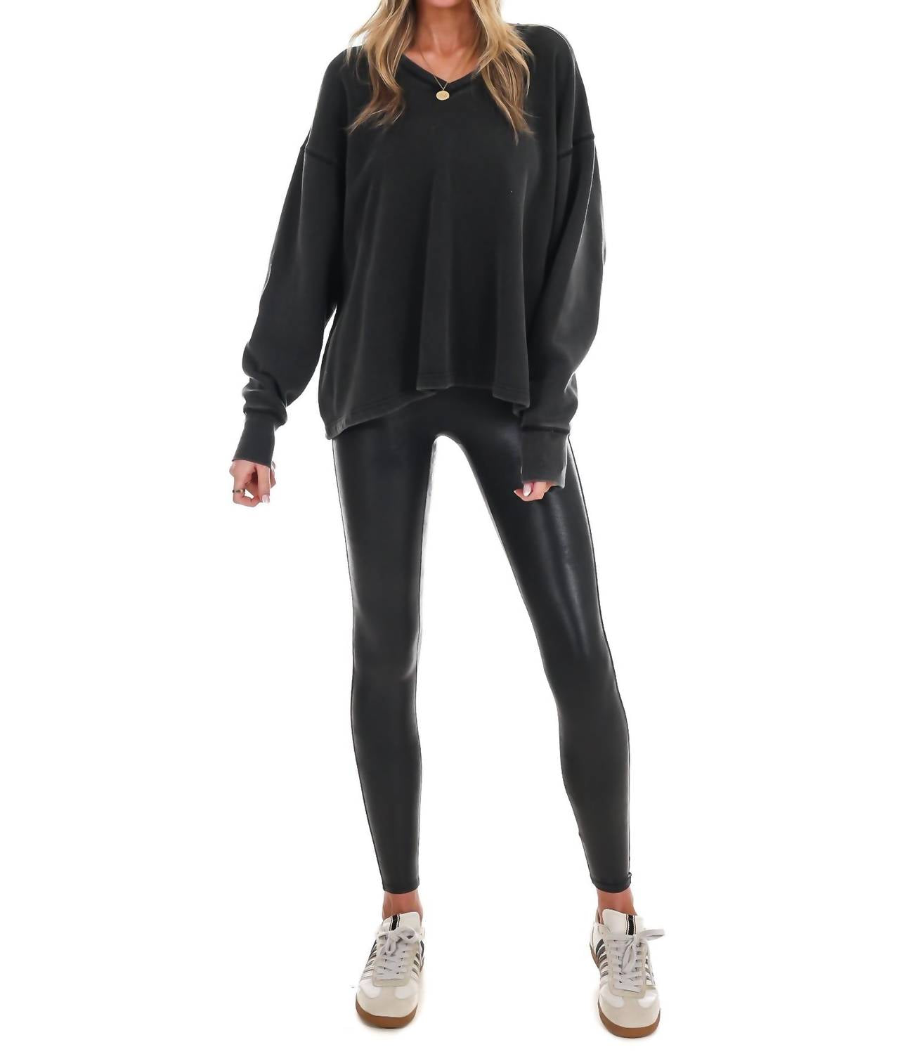 Hyfve - Urban Fade Oversized V-Neck Sweatshirt