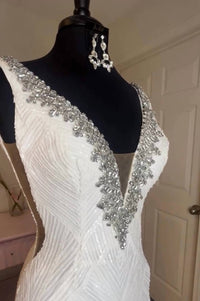 Ava Presley - Bejeweled Plunging Evening Gown