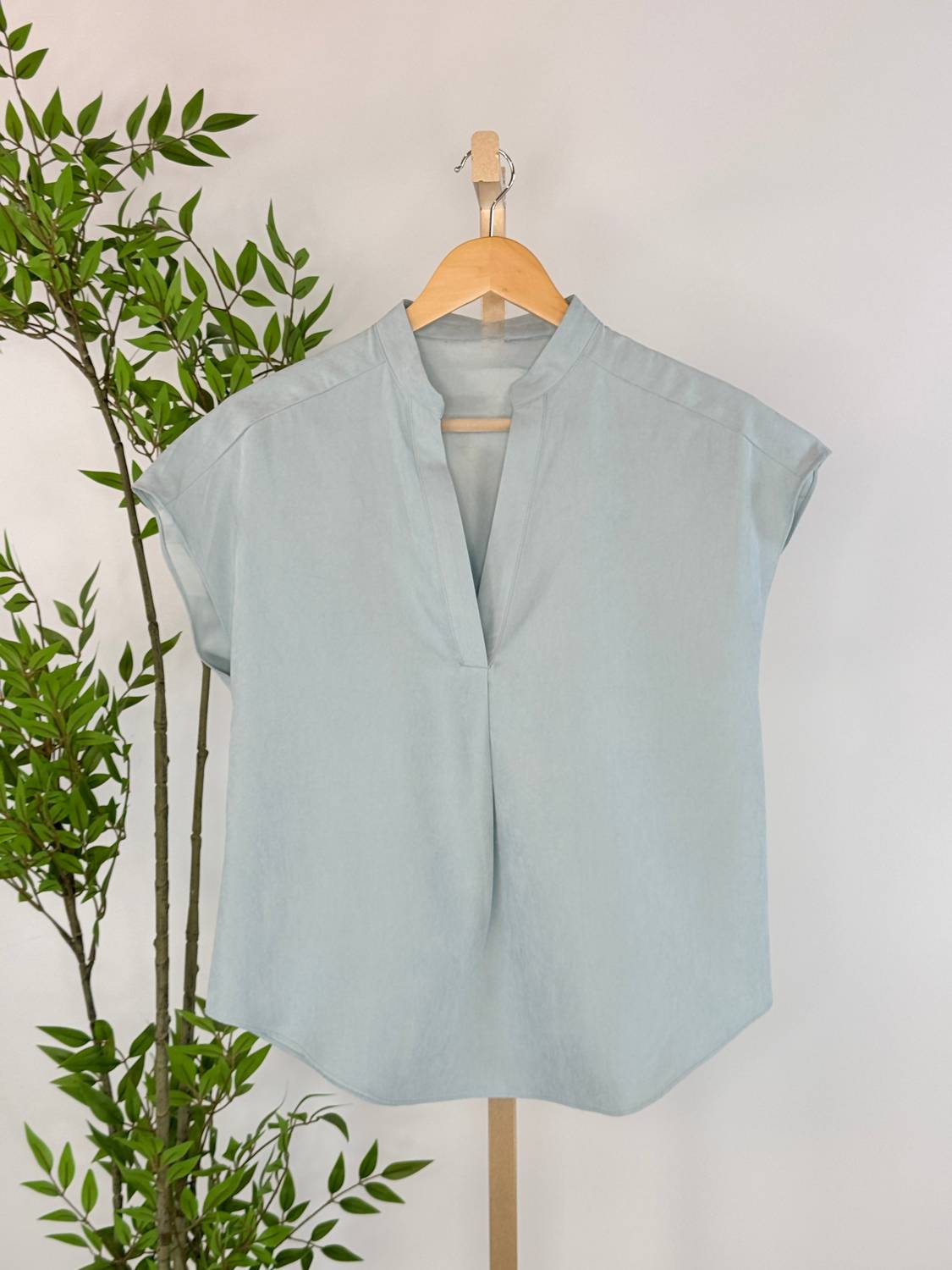 Naked Zebra - Soft Horizon Top
