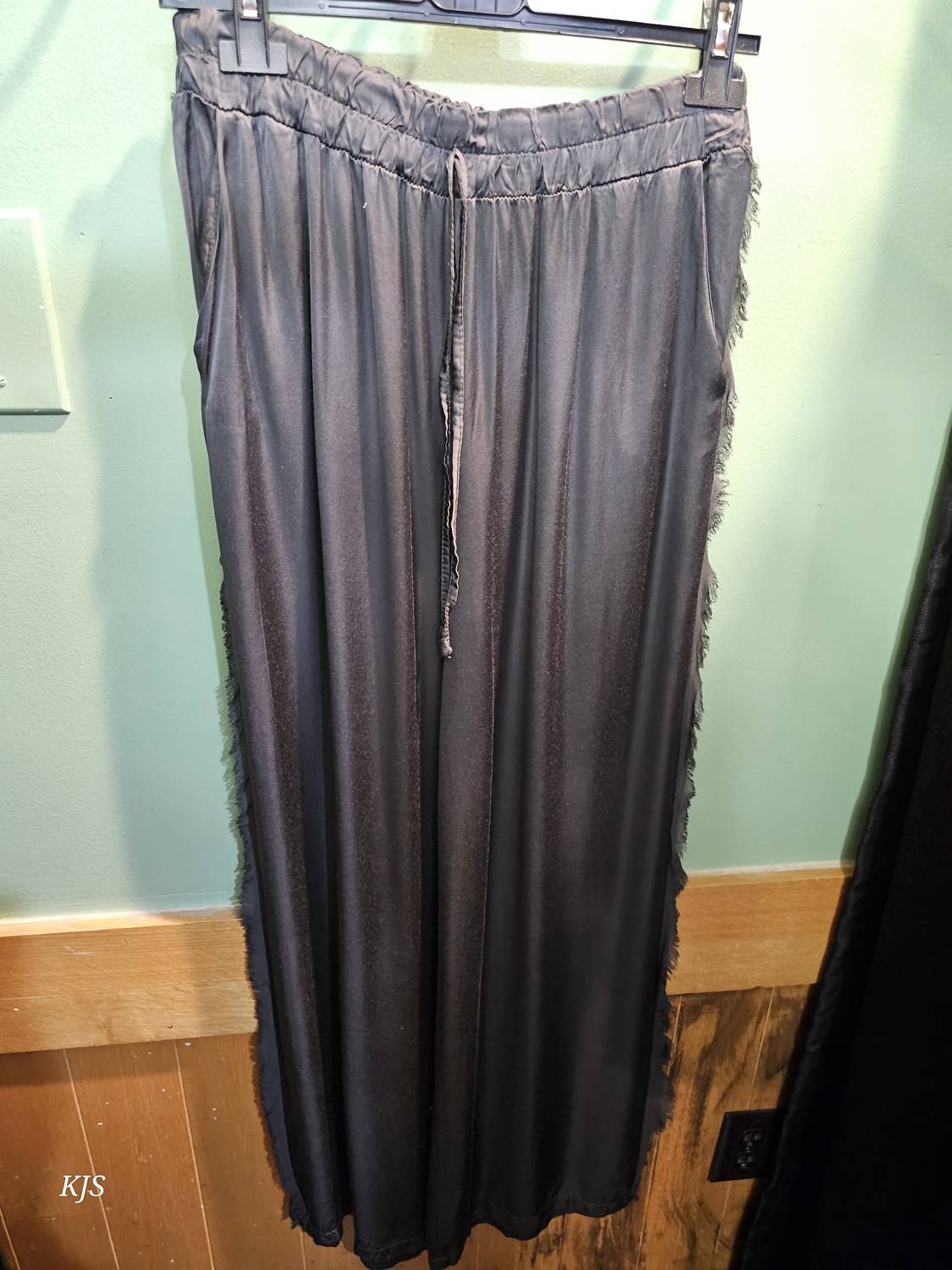 Made In Italy - Women's Silk Pant With Fringe