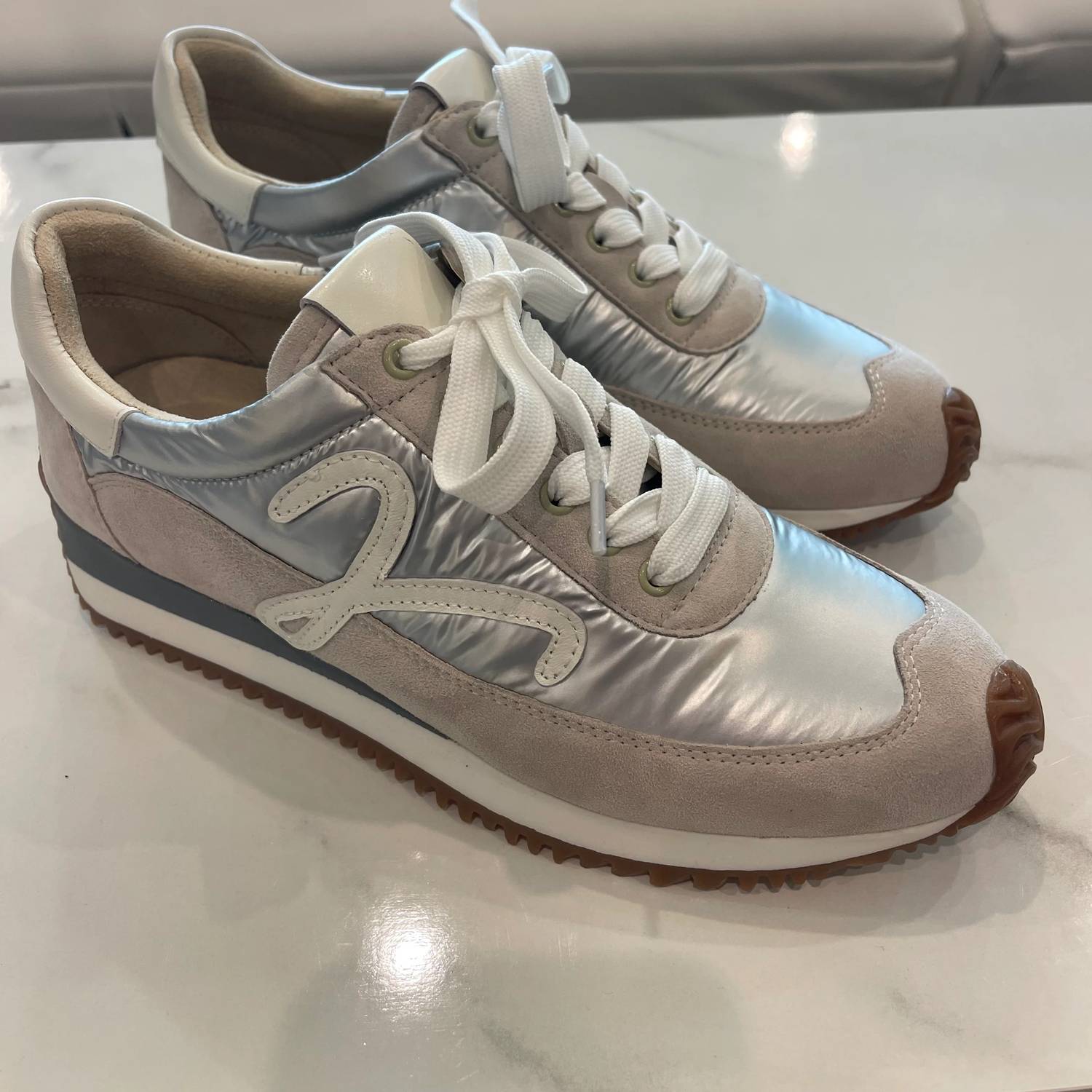 Vaneli - Women's Queen Sneaker