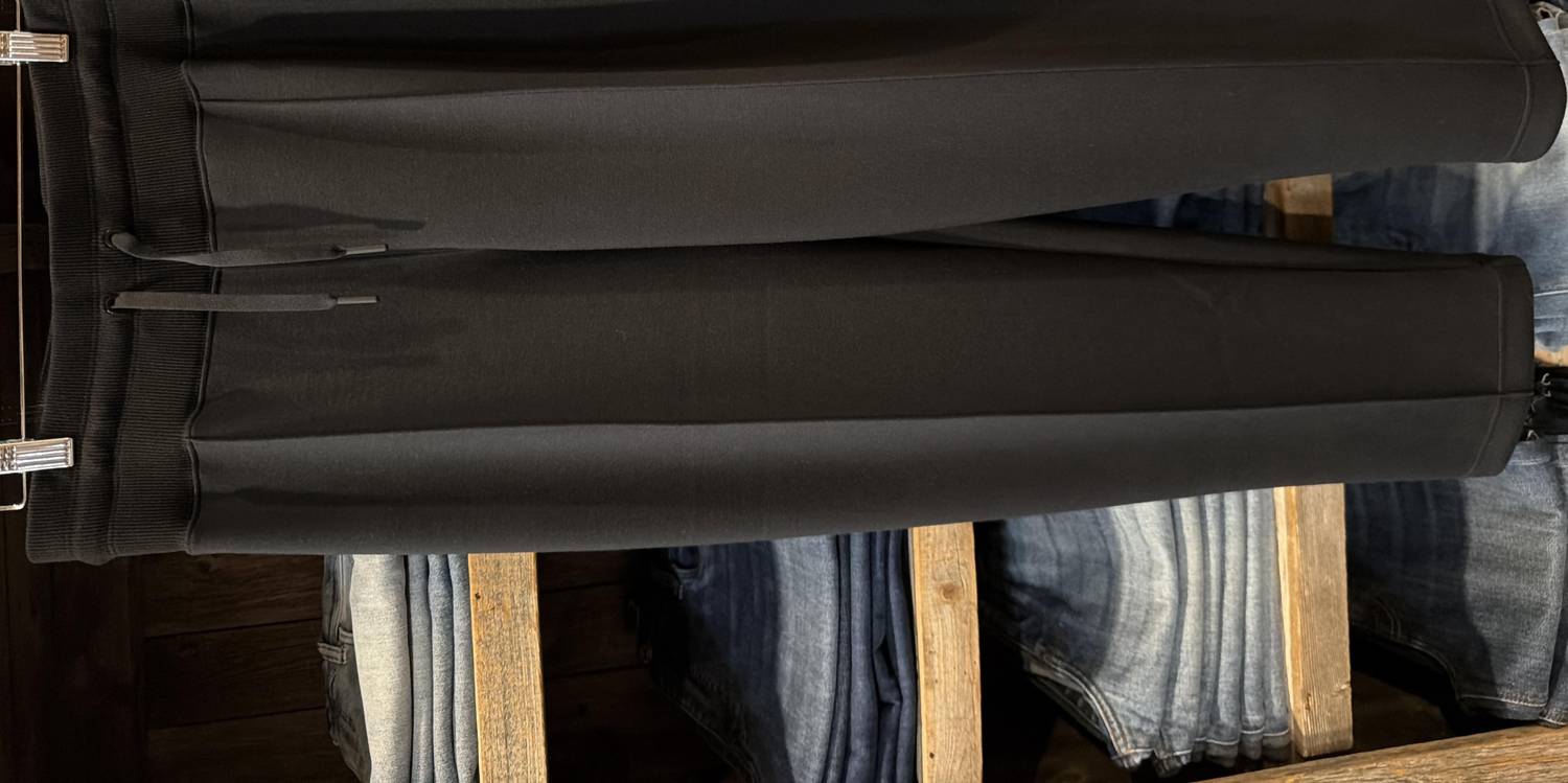 Spanx - Women's Heavyair Tapered Pant