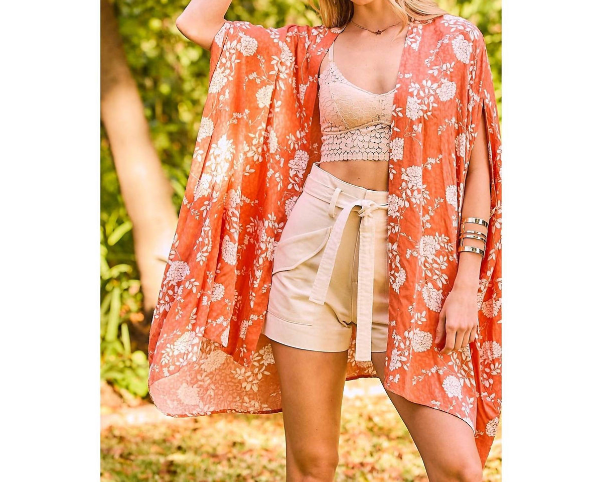 Main Strip - Ella Floral Print Sleeve Slit Kimono