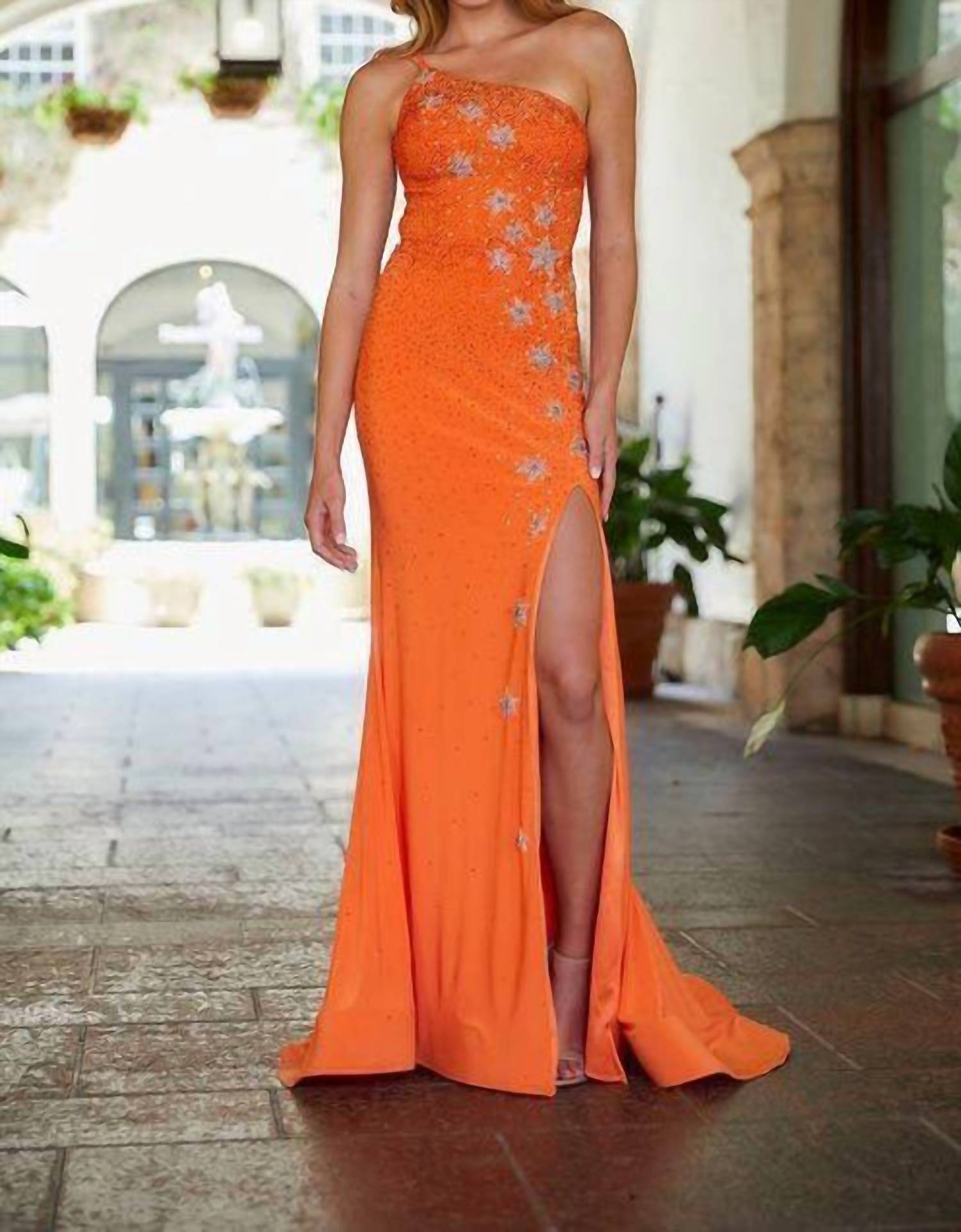 Amarra - Teressa Gown