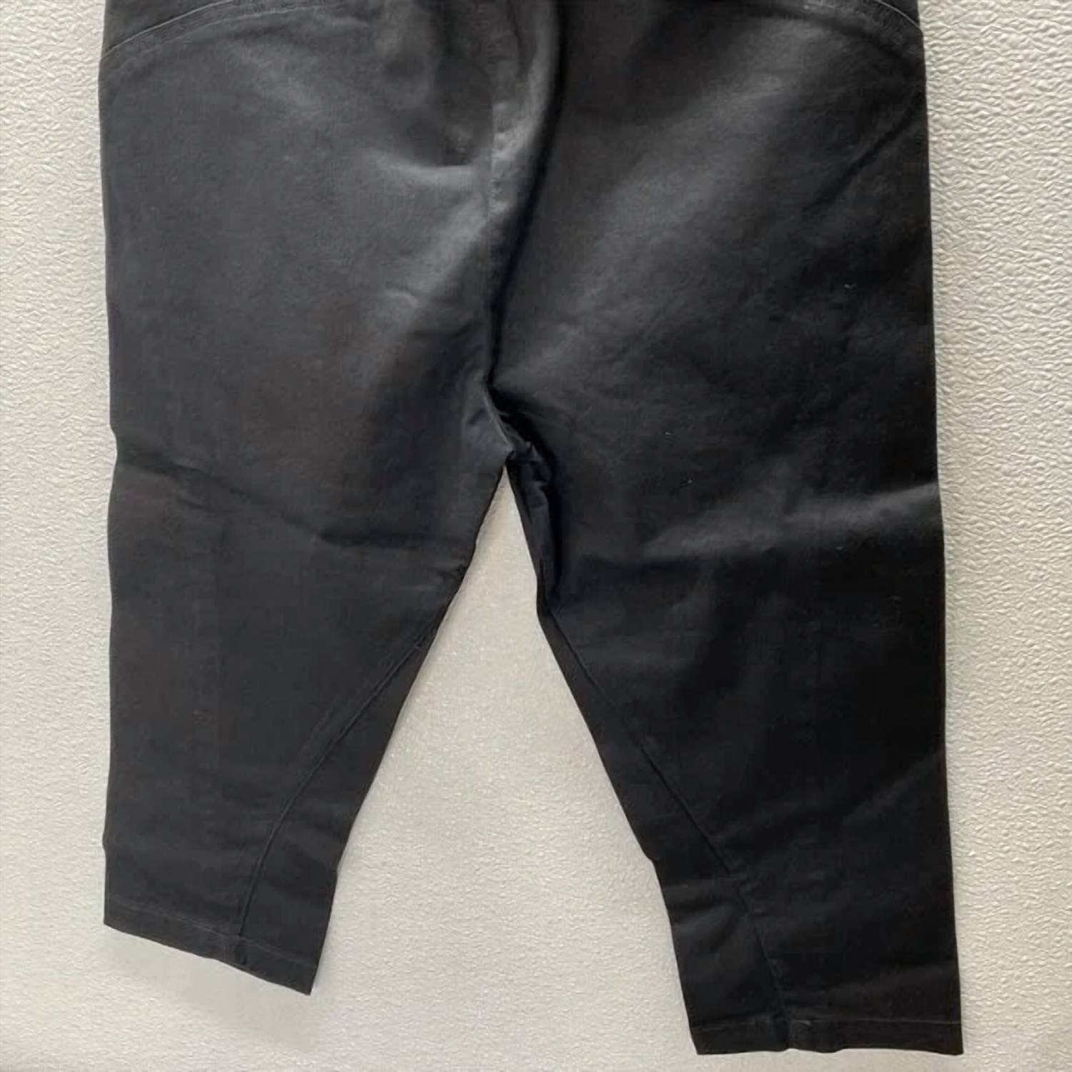 G-Star Women’s Stretch Twill Capri Legging Pants in black - women's pants - alternate view