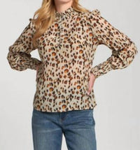 Apny - Cheetah Print Ruched Collar Top