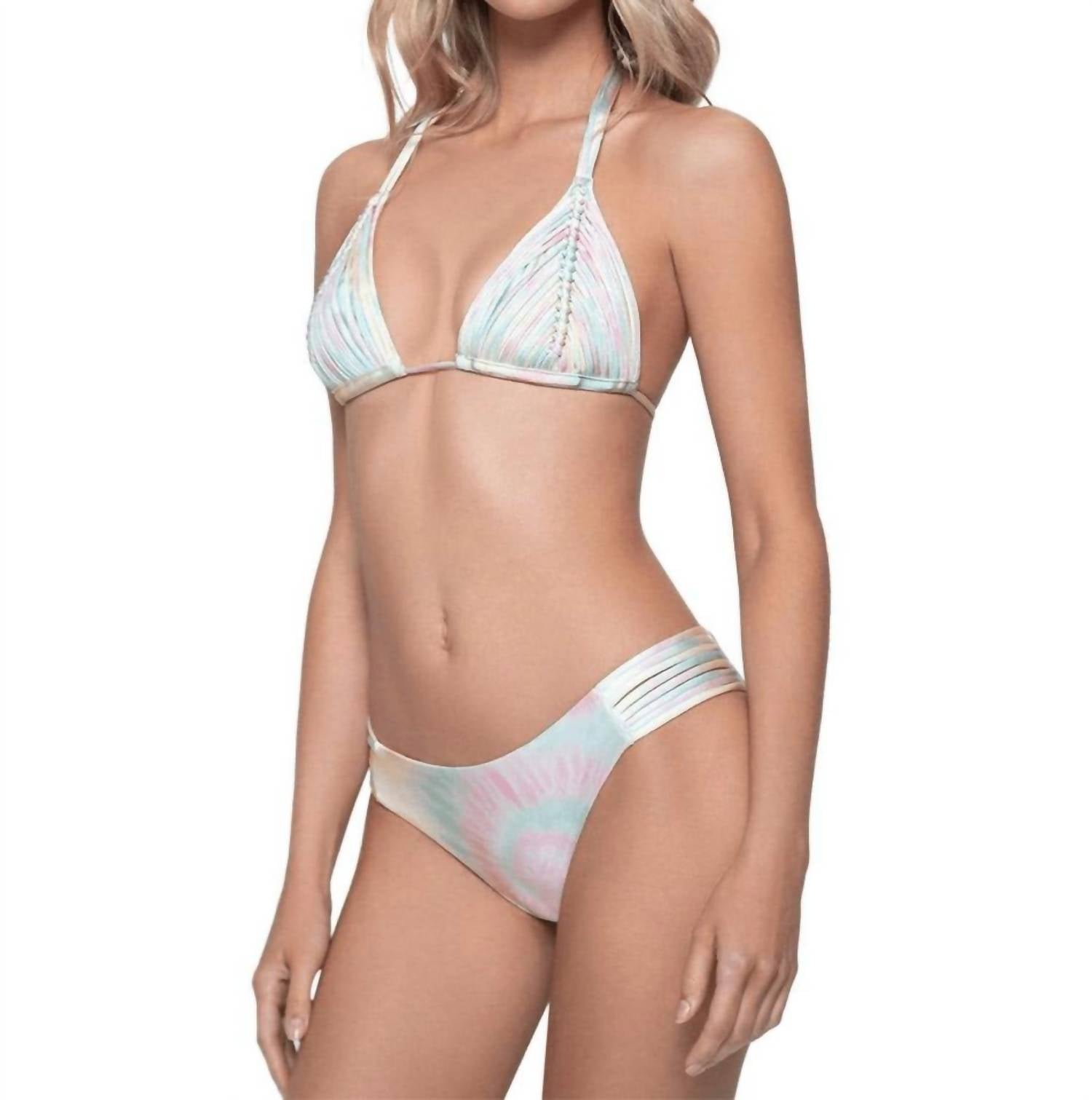 Pily Q - Isla Bikini Bottom