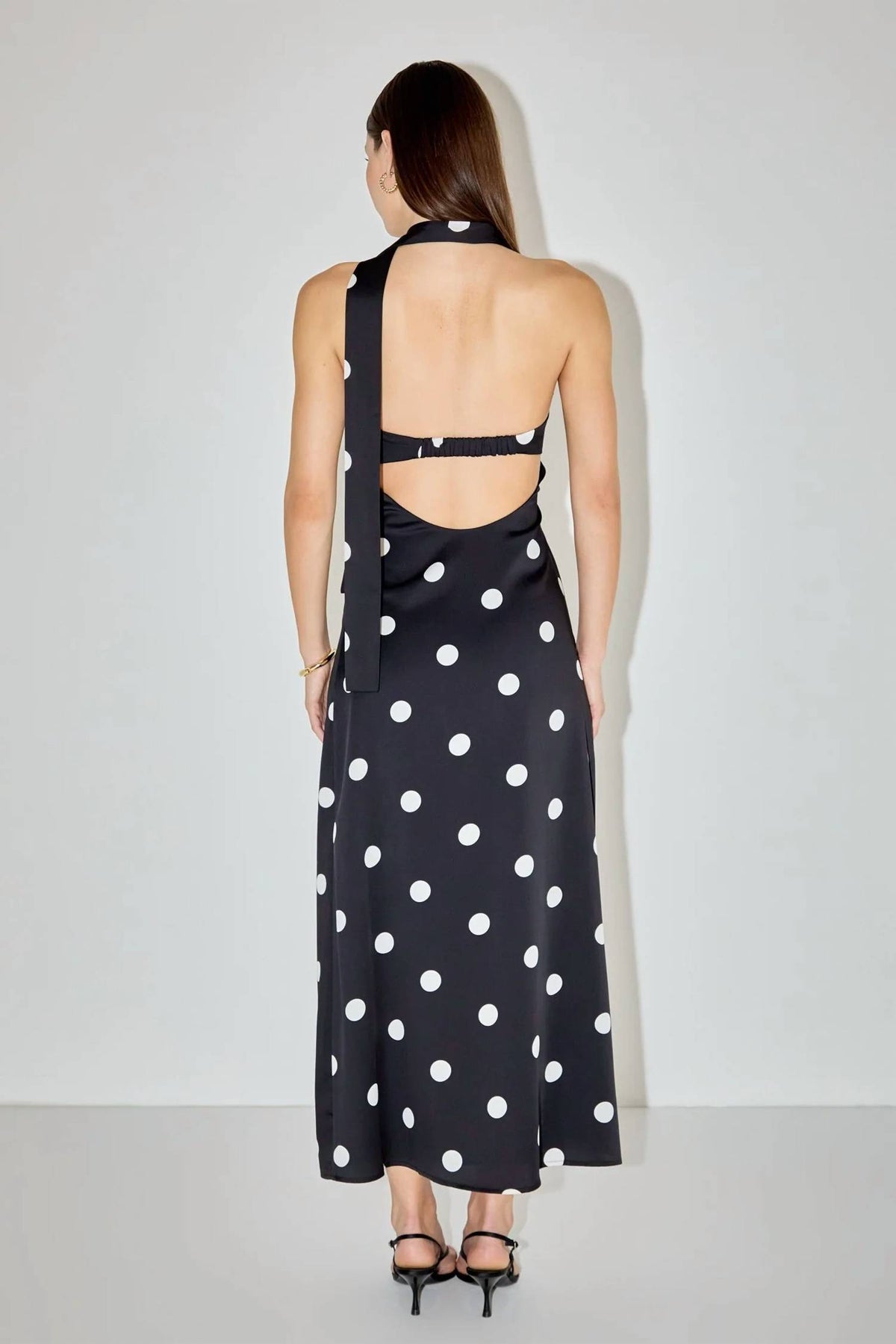 2.7 August Apparel - Marsy Backless Maxi Dress