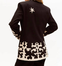 Carolina K - Mama Blazer