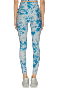 BEYOND YOGA Softmark Caught In The Midi High Waist Legging in the midi high waist legging in daydream meadow - women's pants - detail view