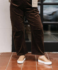 STEVE MADDEN Barrel Leg Pant in dark brown - women's pants - detail view