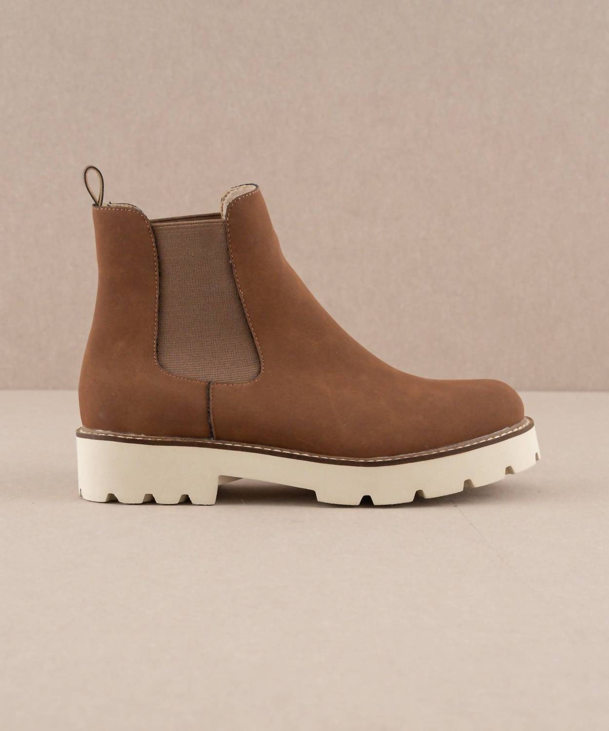 Oasis Society - Women's Gianna Chunky Sole Chelsea Boot