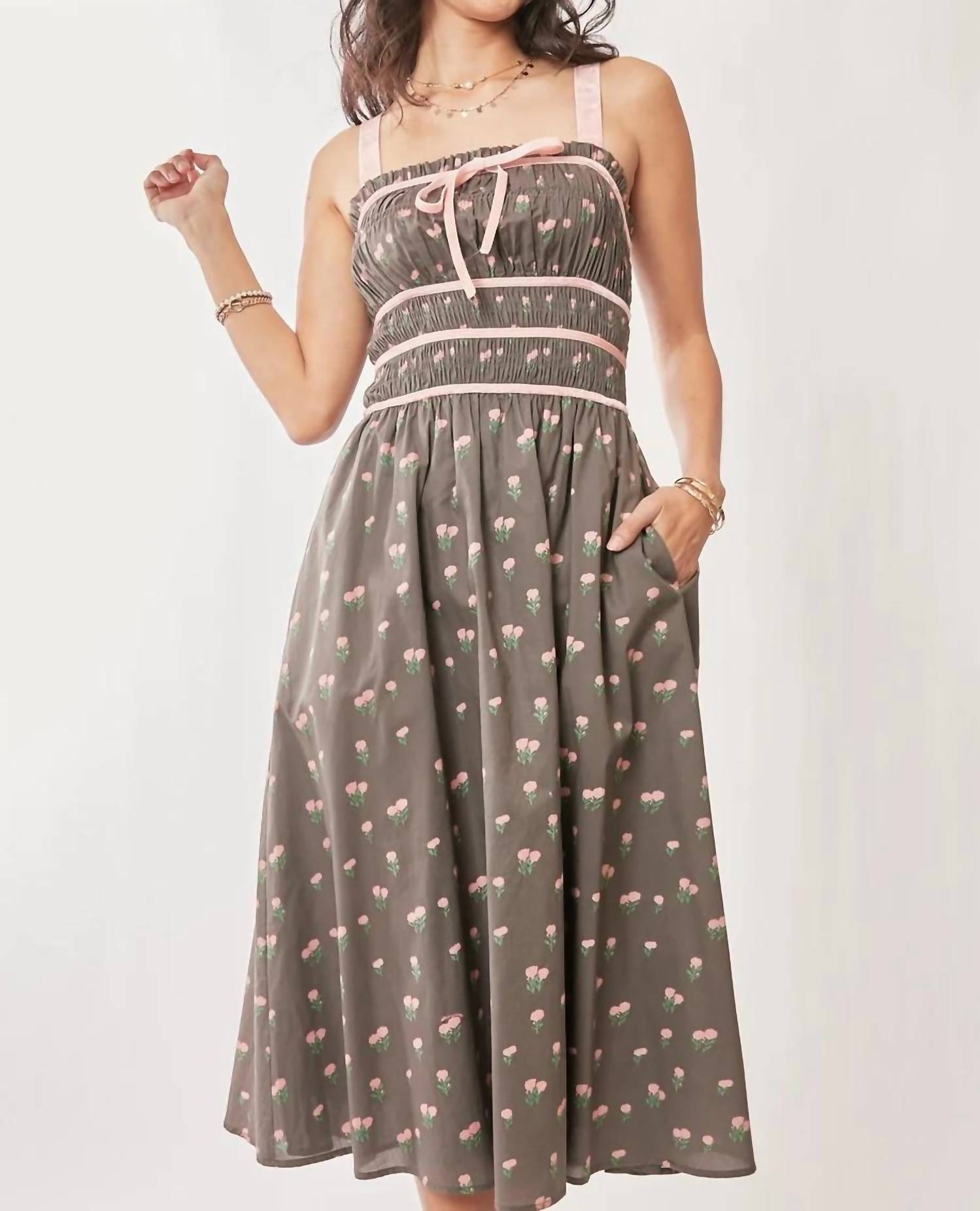 Davi & Dani - Contrast Velvet Tape Smocking Bodice Midi Dress