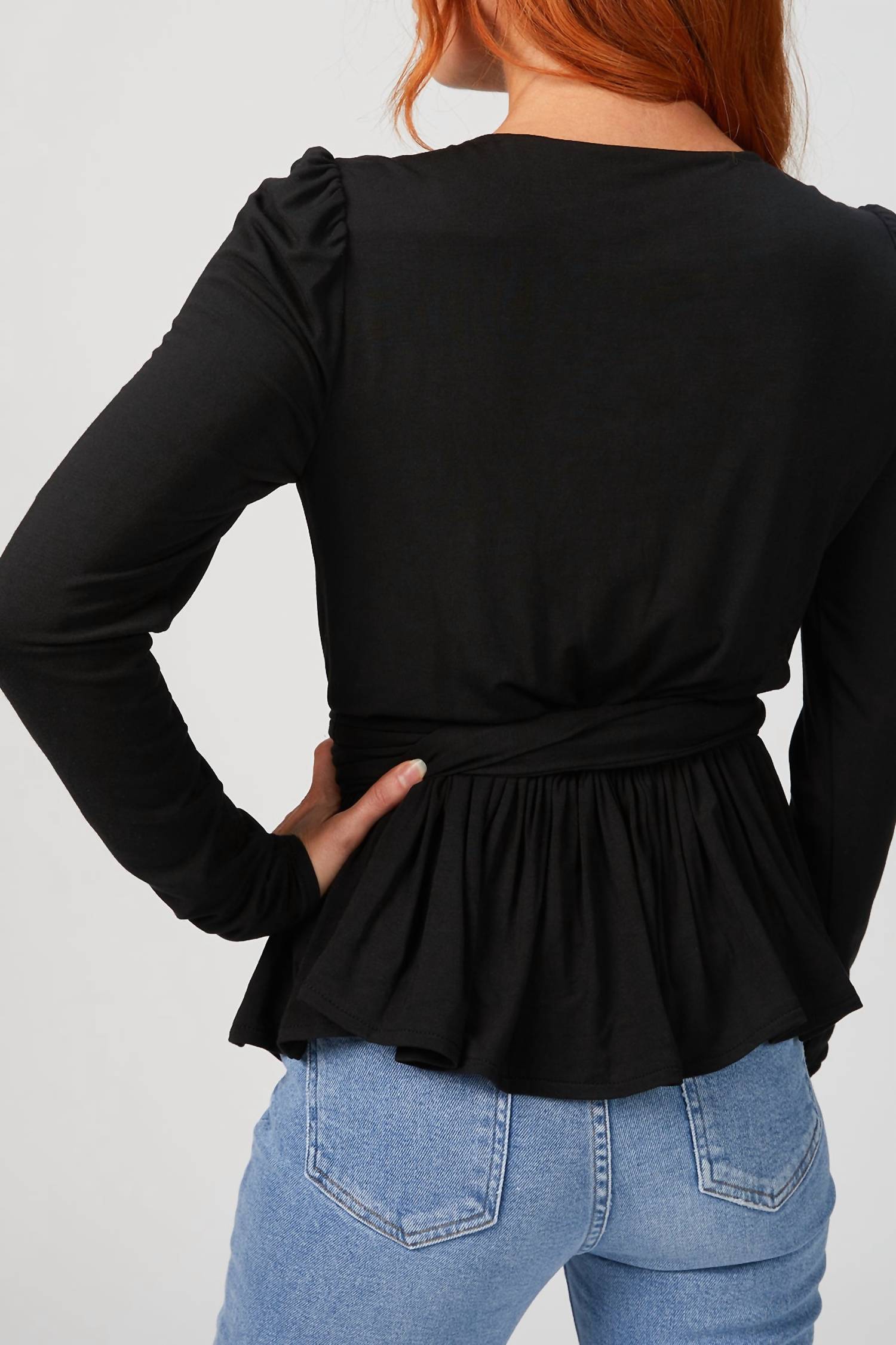 V-NECK MODAL TOP