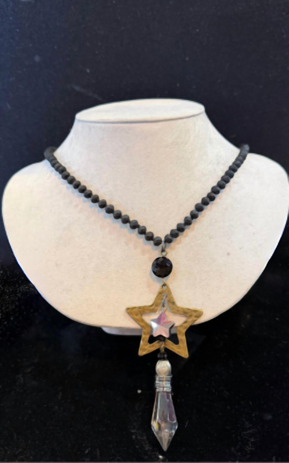 Lost & Found - Star charm necklace