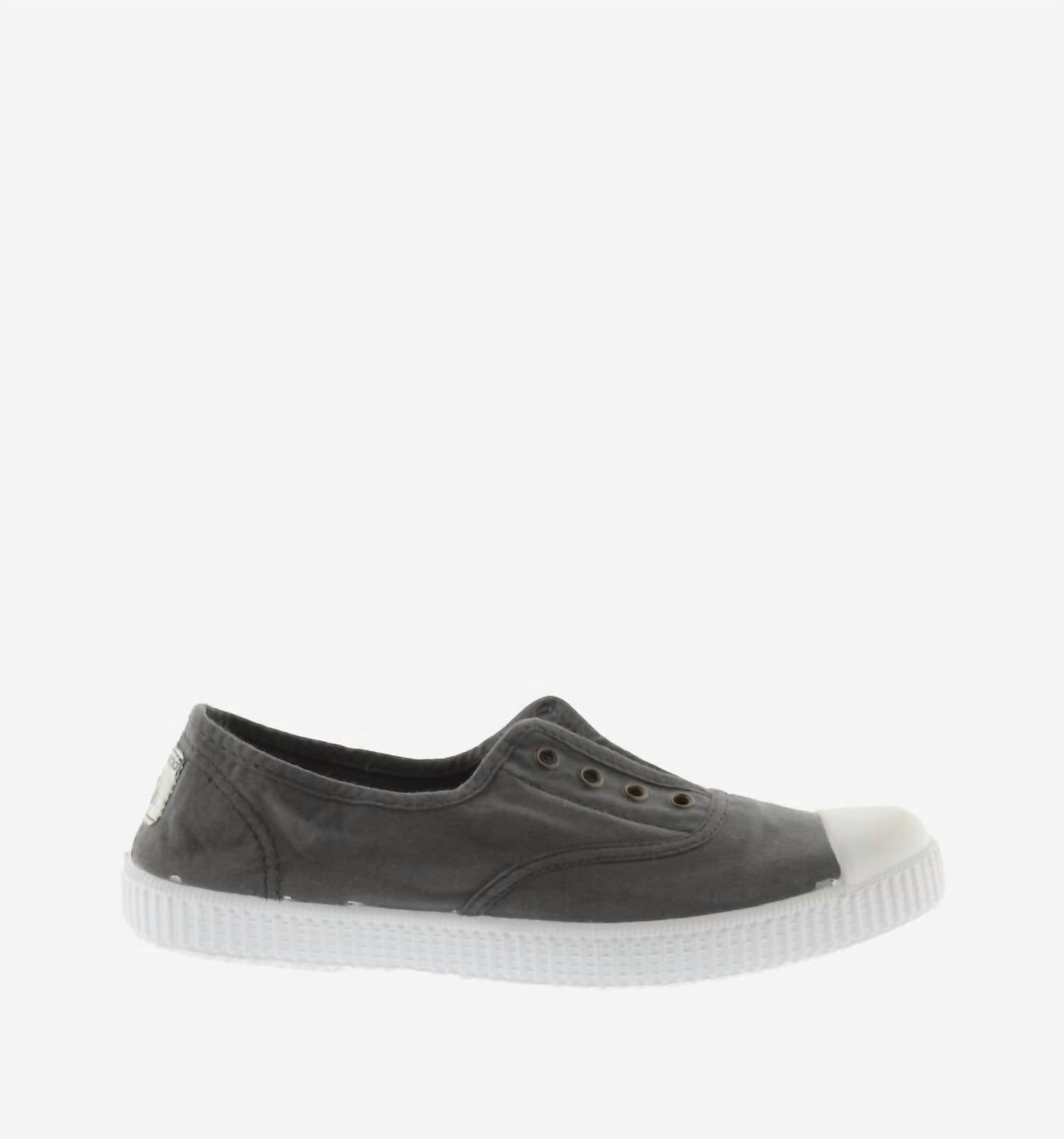 Victoria Shoes - Women's 1915 English Washed Canvas Toecap Shoe