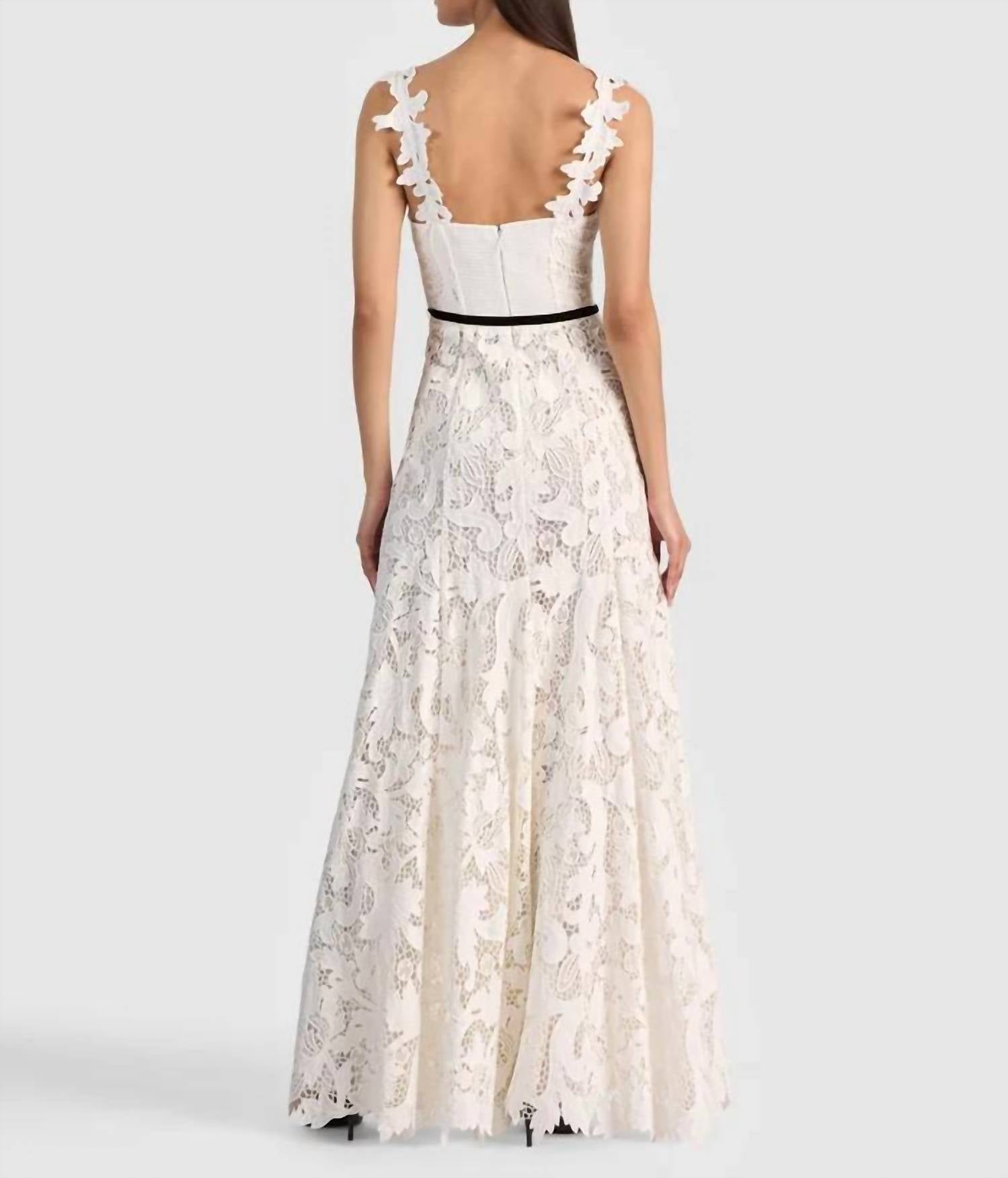Alice + Olivia - Calla Lace Maxi Dress