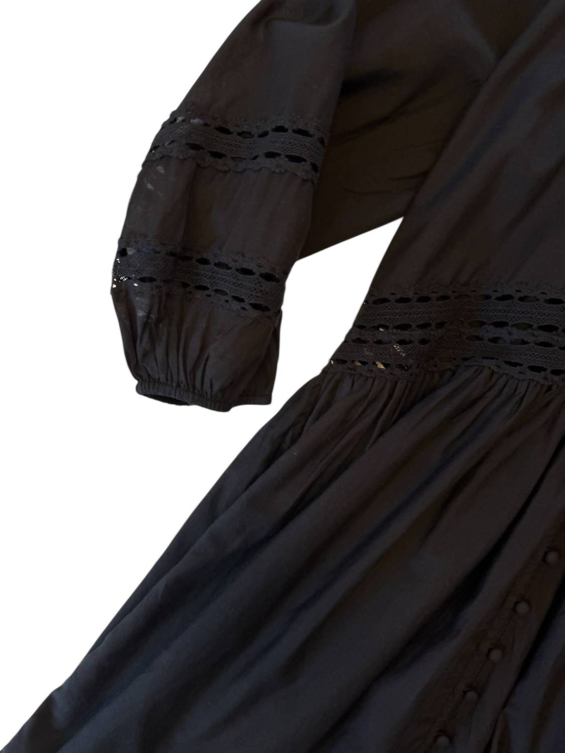 Elan - Quarter Sleeve Flowy Lace Dress