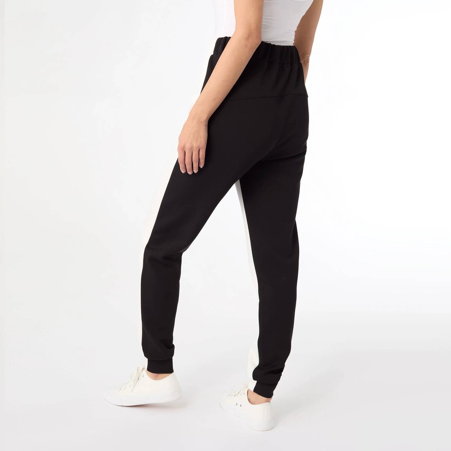Coco + Carmen - Hilarie Two-tone Jogger Pants