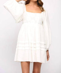 Fate - Lace Puff Sleeve Dress