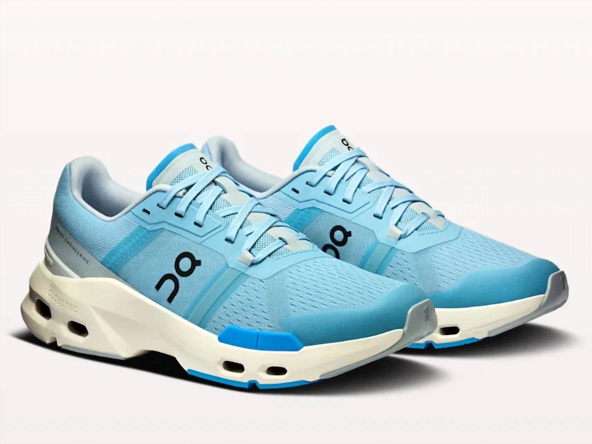 On - Women's Cloudpulse Sneaker