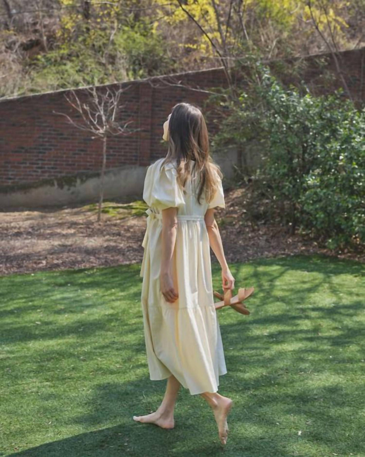 Liv Maternity - Puff Sleeve Midi Dress
