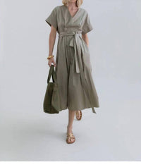 Psophia - Flowy Midi Dress