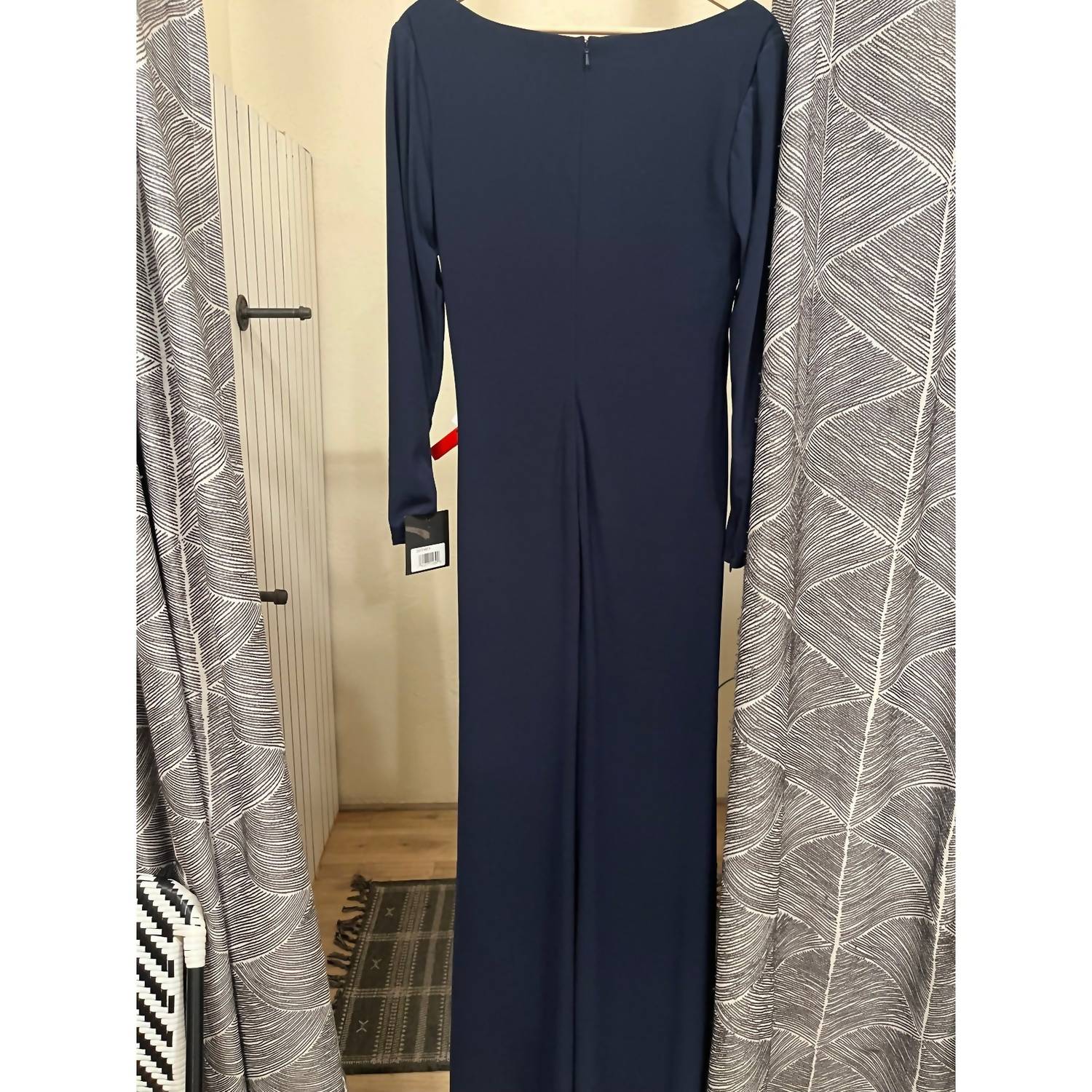 Mac Duggal - Ieena Long Sleeve Ruched V-neck Dress