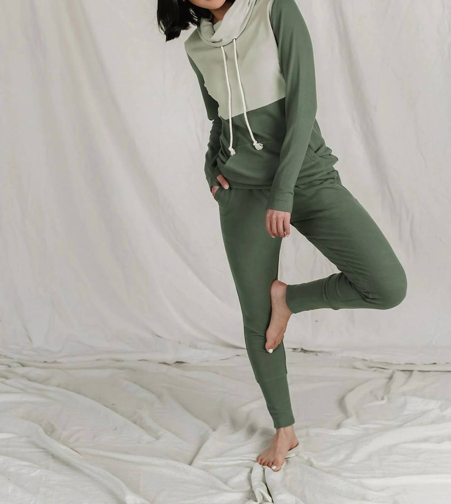 Ampersand Ave - Performance Fleece Joggers