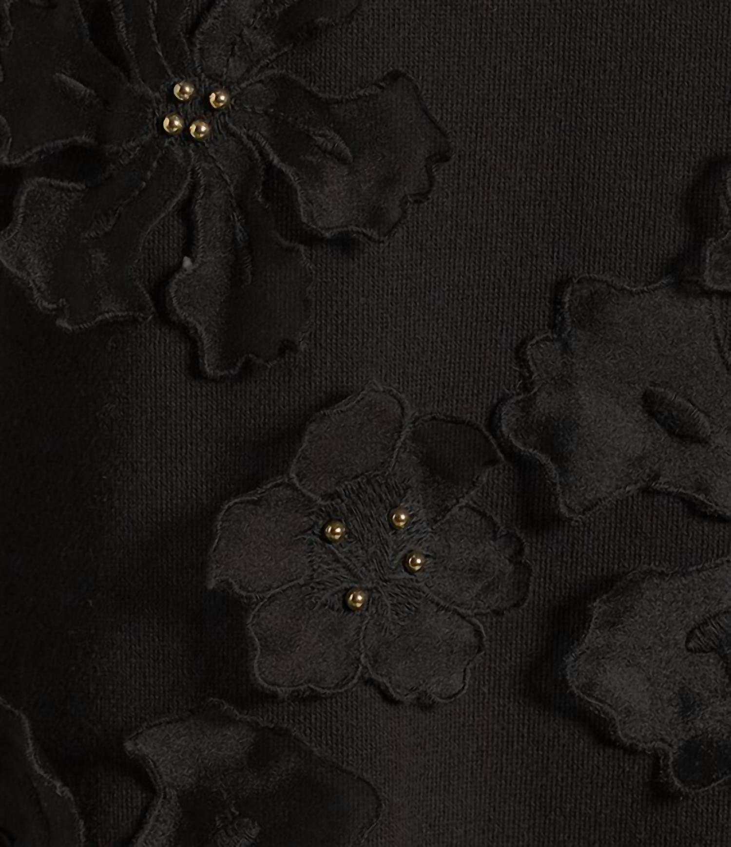 Tru Luxe - Flower Applique Crew Neck Knit Top