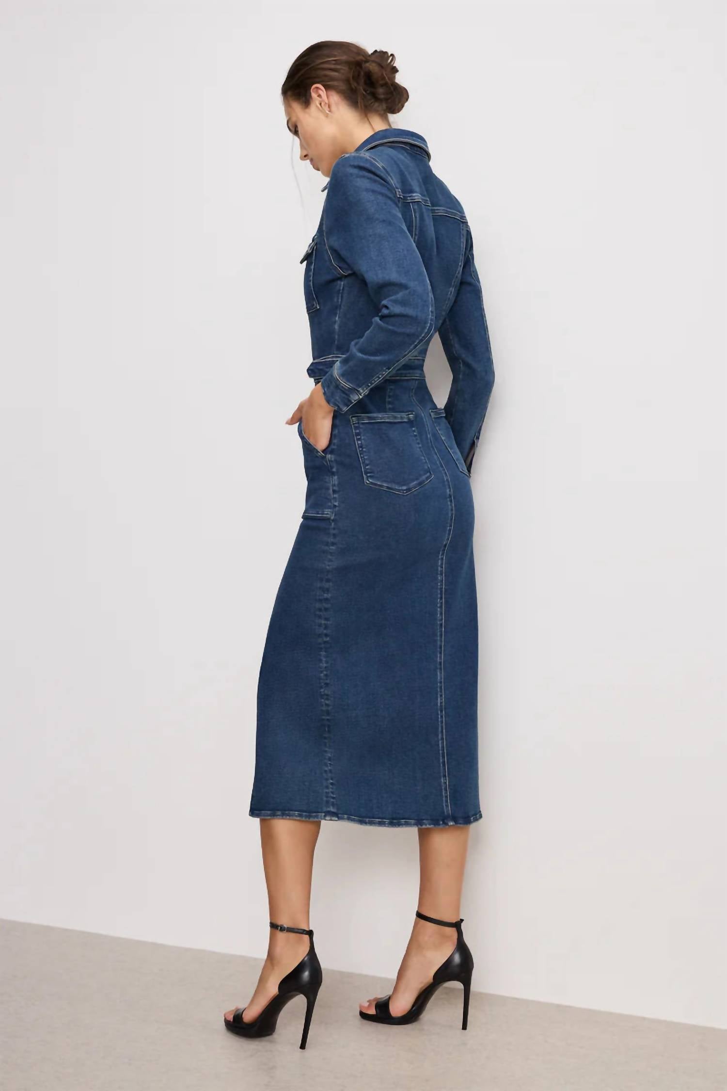 Good American - Fit For Success Midi Dress