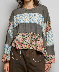 POL Floral Print Top in gray - women's long sleeve top
