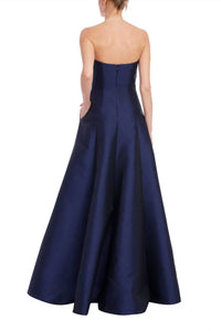 Badgley Mischka - Strapless A-line Ball Gown
