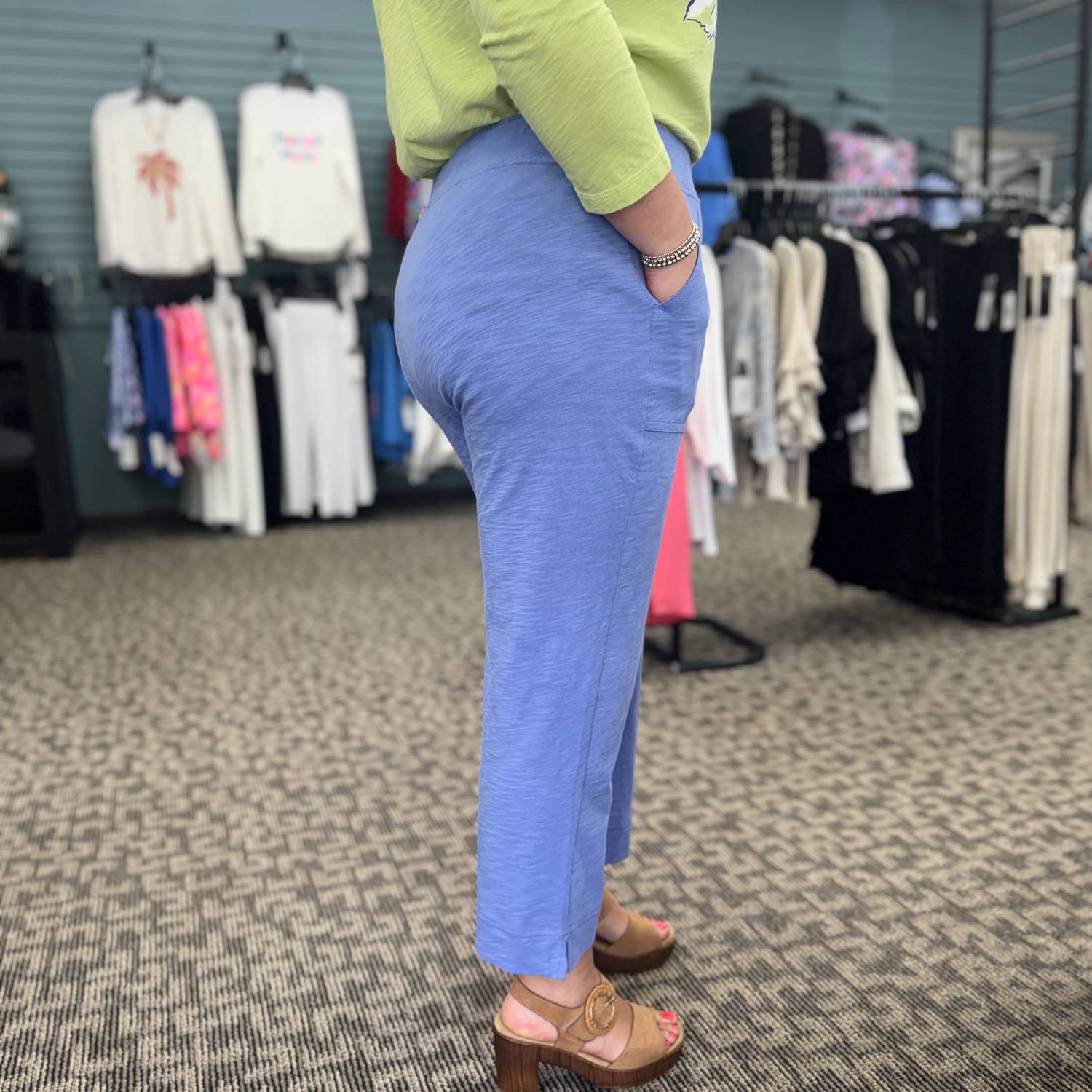 Escape - Cotton Slub Pocket Capri Pant
