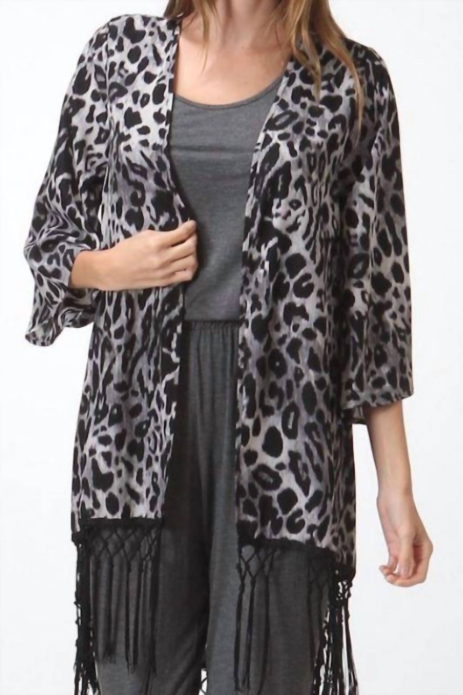 Honey Punch - 3/4 Length Sleeves Fringe Kimono