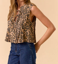 Lalavon - Mikavia Front Tie Pleated Sleeveless Top