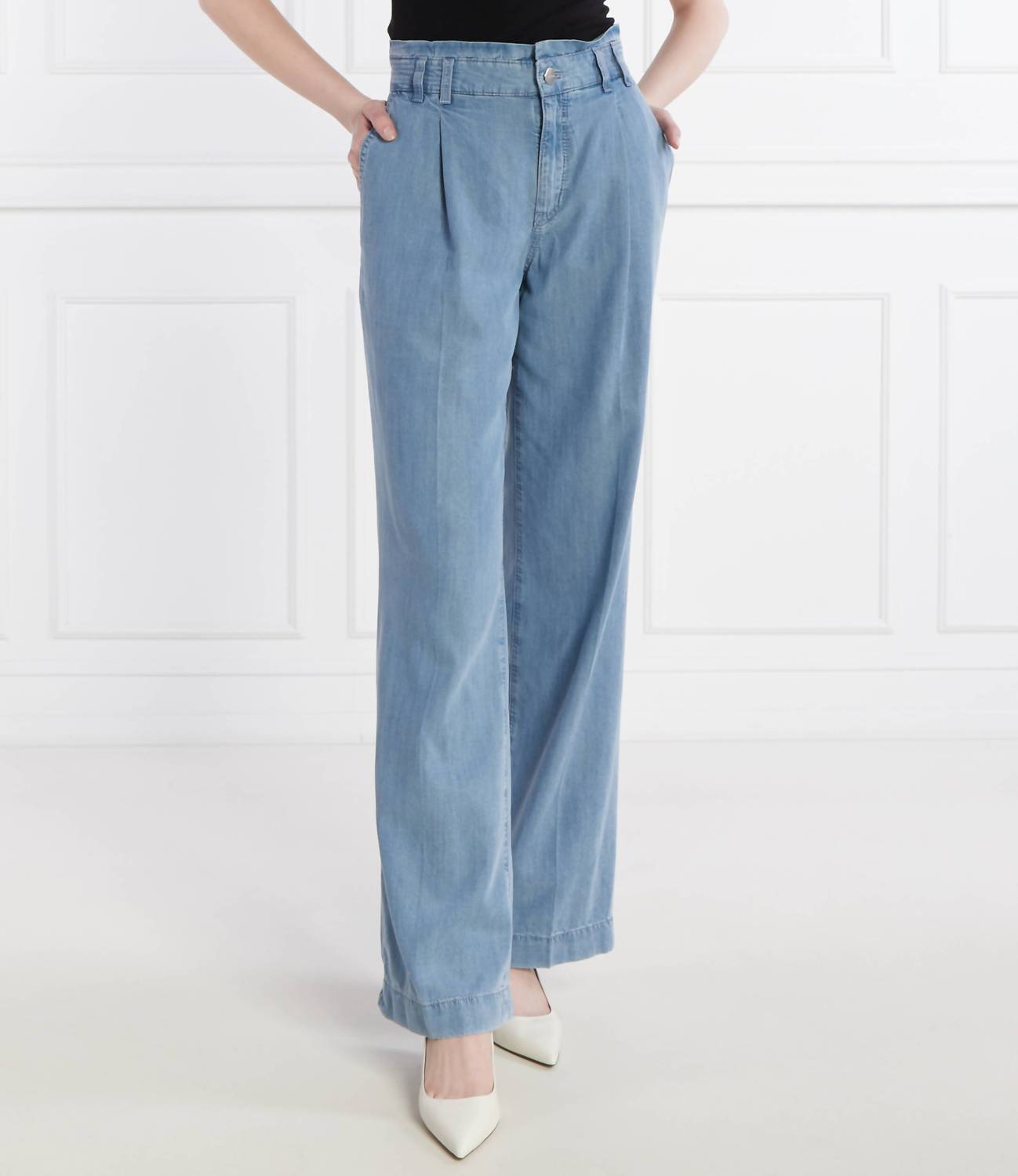 Marc Cain - Winona Loose Fit Jean