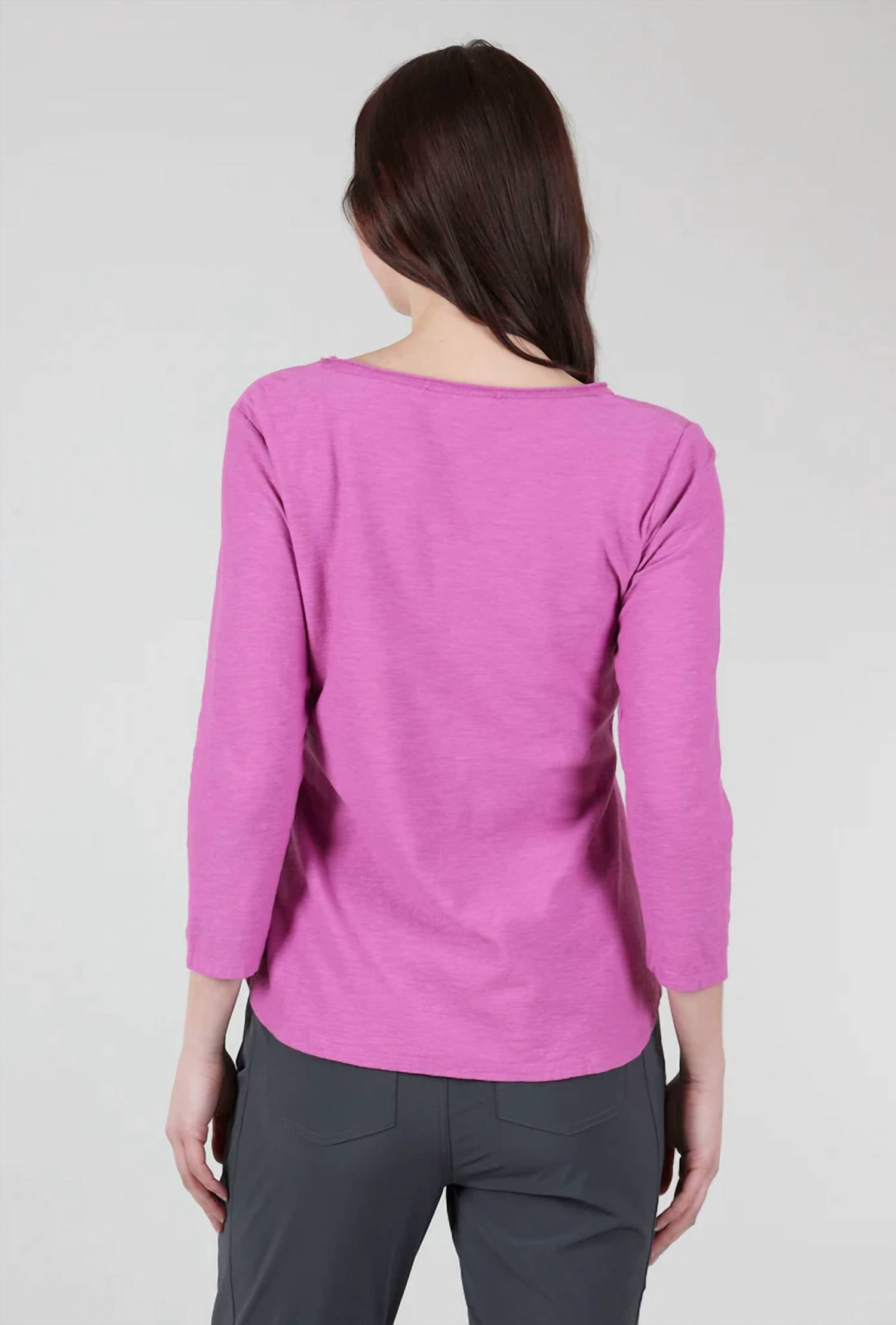 Cut Loose - 3/4-Sleeve V-Tee, Cosmo