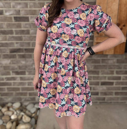 Umgee - Floral Scallop Hem Dress