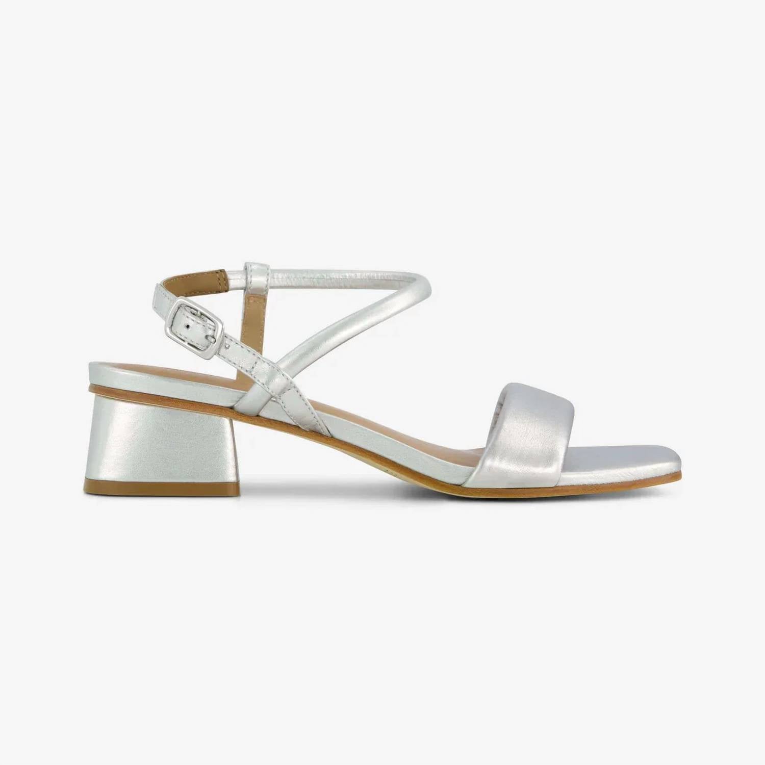 Bernardo - Women's Josei Low Heel Leather Sandals