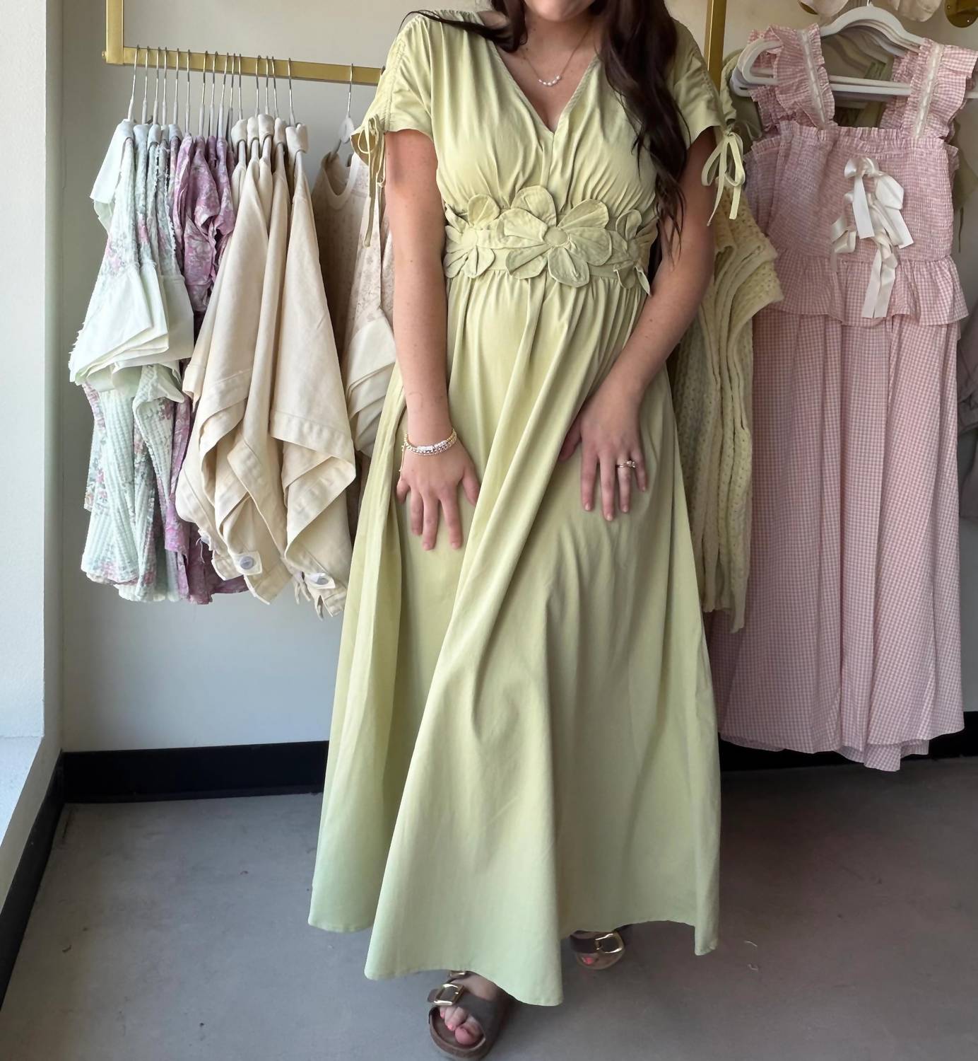 Gigio - Women's Floral Appliqué Maxi Dress
