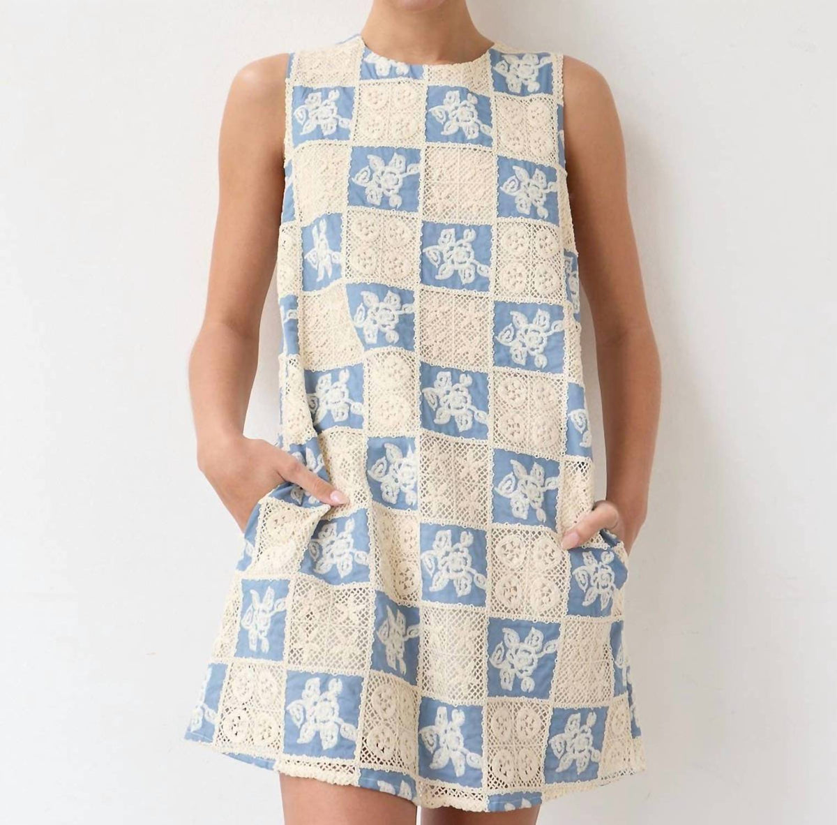 Raisonnel - Women's Crochet Patch Dress