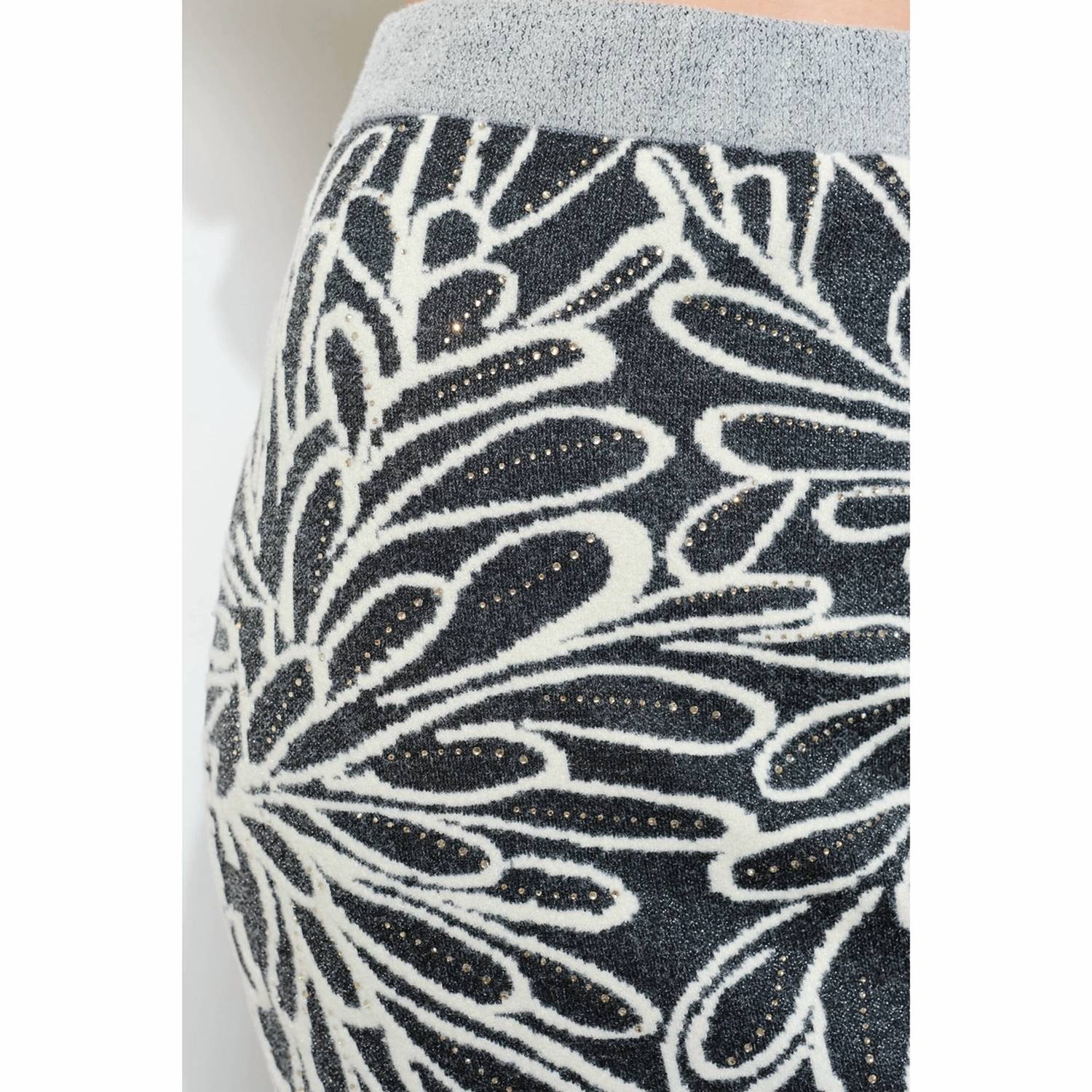 Ina Fashion - Glitter Detail Abstract Jacquard Knit Midi Skirt