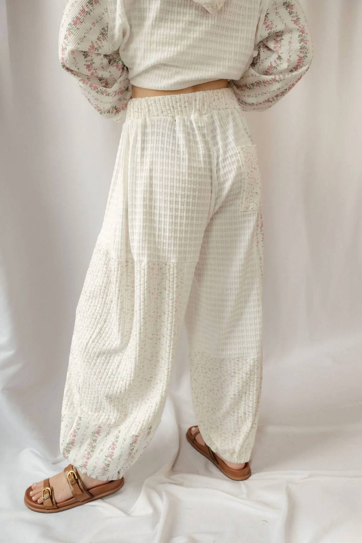 Pol - Floral Patchwork Pants