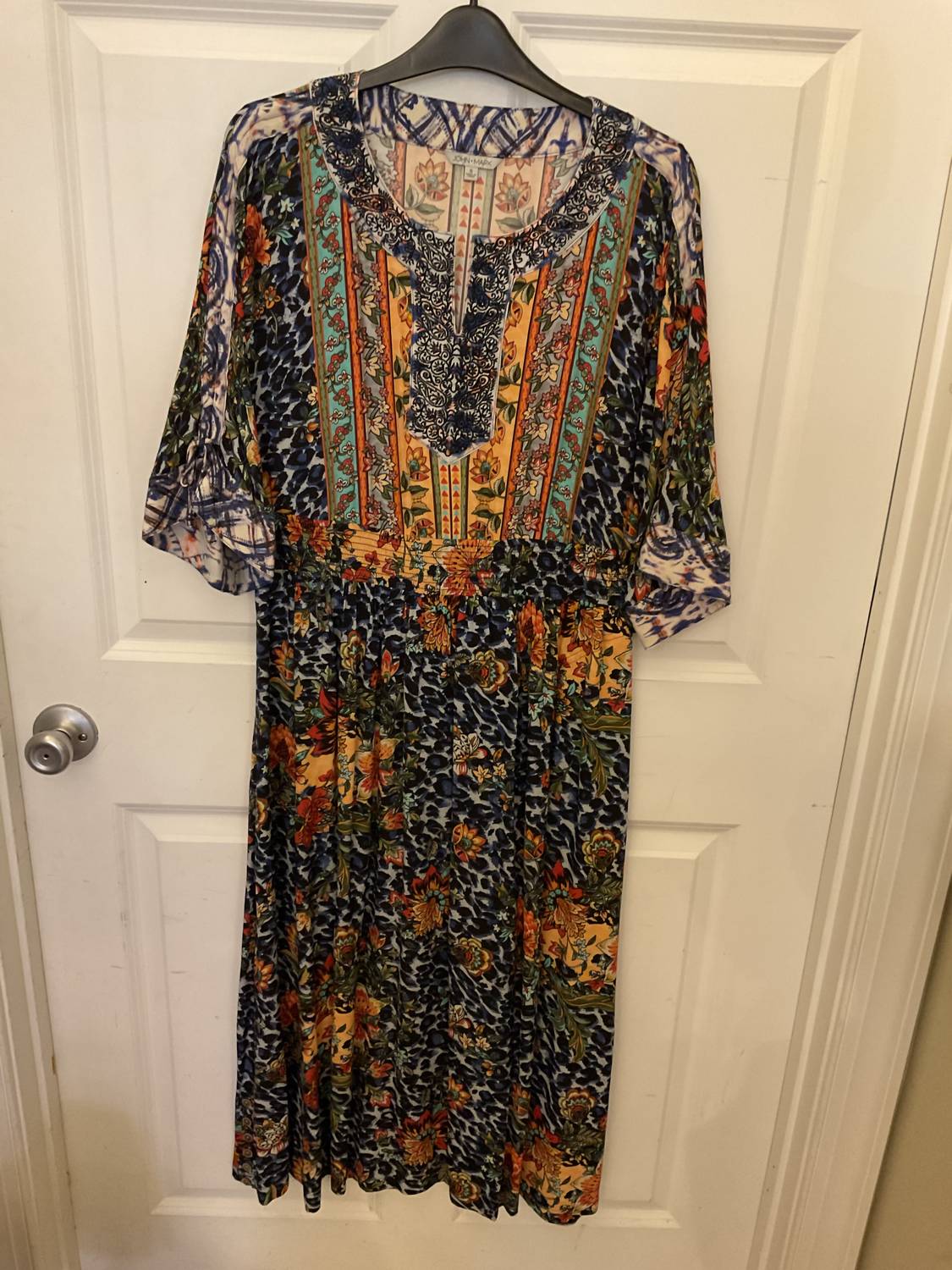 John Mark - Embroidered Woven Scoop Neck Doman Sleeve A-line Midi Dress