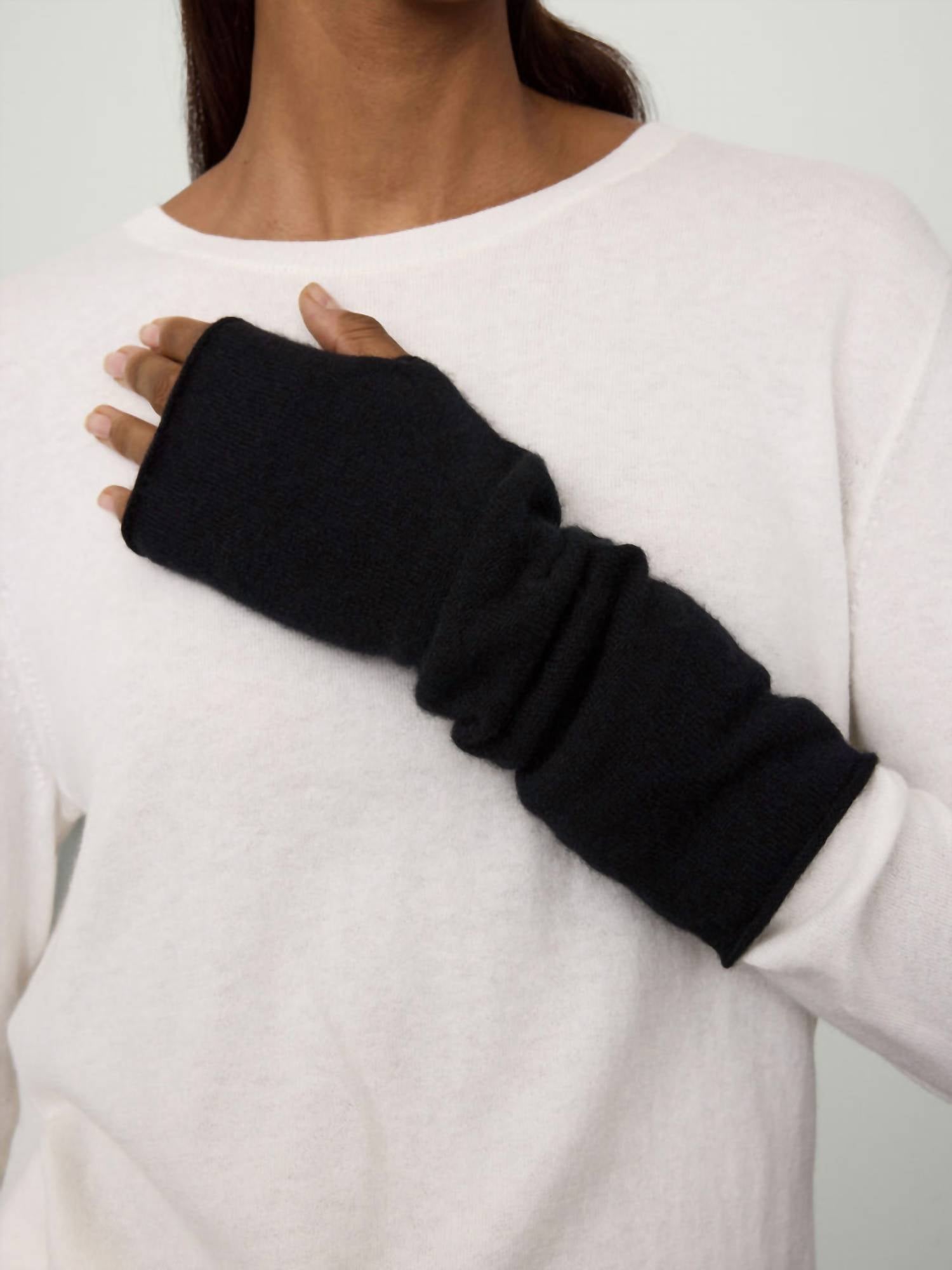 Lisa Yang - Aspen Arm Warmers